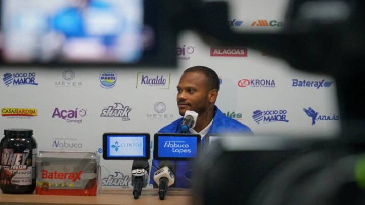 CSA no renovará el contrato de Andrés 'Manga' Escobar.