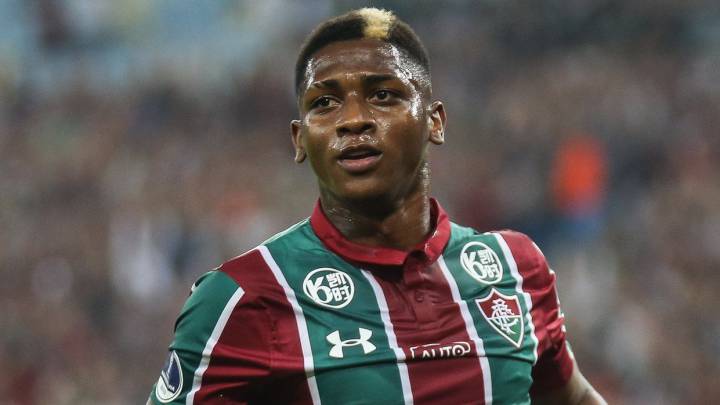 Yony González después de anotar un gol con Fluminense en la Copa Libertadores
