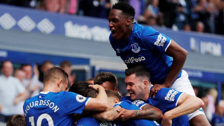 Yerry Mina destacado por la prensa inglesa, tras sus dos primeros partidos