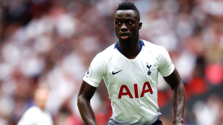 Davinson Sánchez jugó los 90 minutos en la derrota de Tottenham ante Newcastle.