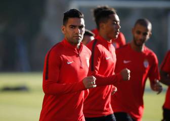 Jorge Mendes habría ofrecido a Falcao al Napoli