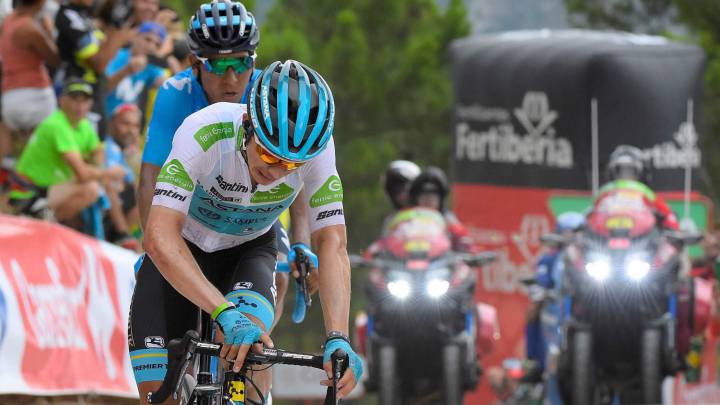 Miguel Ángel López en la etapa 9 de la Vuelta