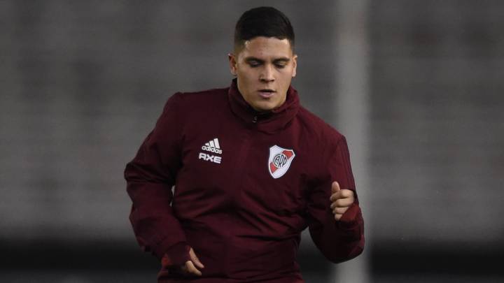 Juan Fernando Quintero durante un entrenamiento de River Plate