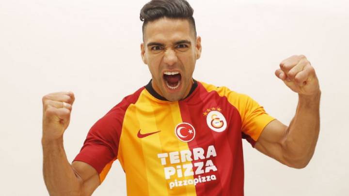 Falcao García firmó por tres años con el Galatasaray
