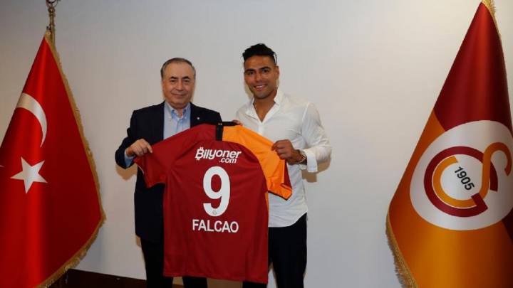 Falcao García tenía como prioridad el Galatasaray. El colombiano no aceptó la oferta del Mónaco