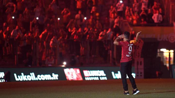 Falcao García durante su presentación como nuevo jugador del Galatasaray.