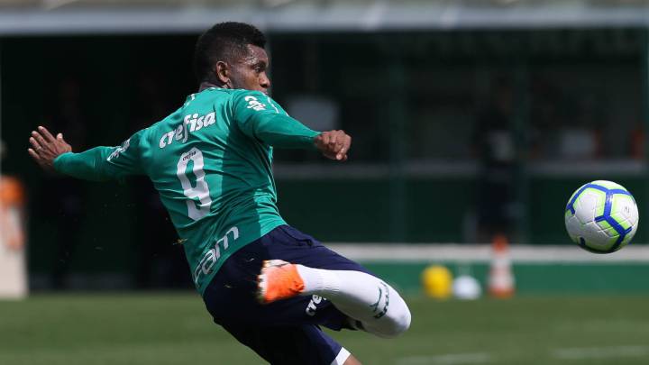 Miguel Ángel Borja hace un entrenamiento con Palmeiras
