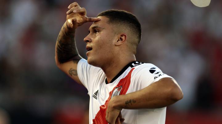 Juan Fernando Quintero, volante colombiano de River Plate, finalista al Premio Puskas