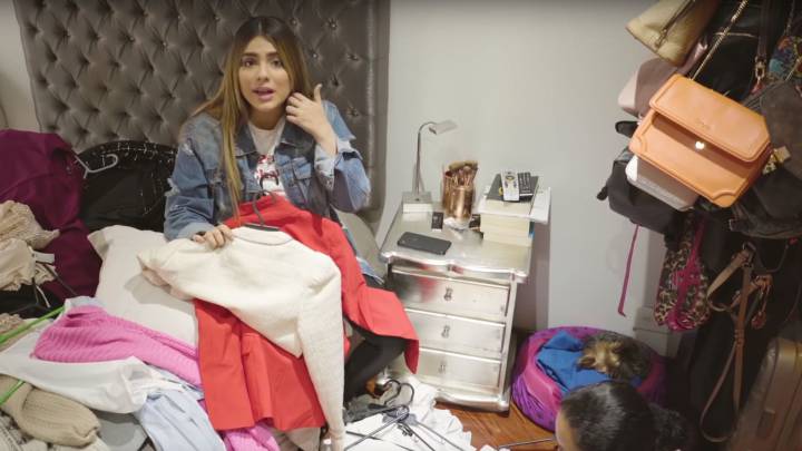 Juana Valentina, hermana de James es criticada por presumir su ropa tras un video en YouTube