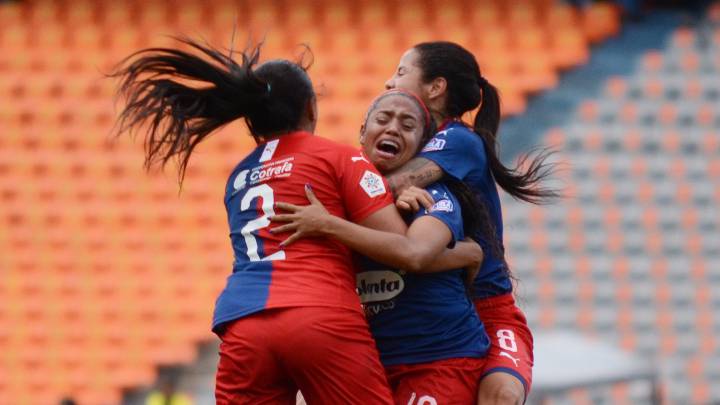 Medellín golea al Huila y jugará la final ante América
