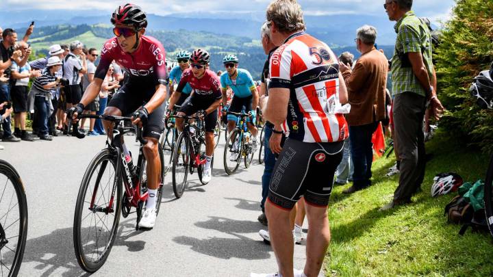 Egan Bernal corrió la Coppa Sabatini de la que fue protagonista en la fuga. Al final, el ganador fue Alexey Lutsenko del Astana que llegó en solitario