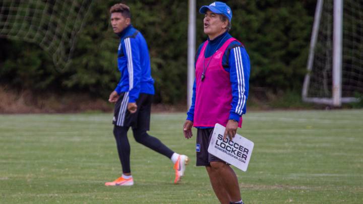 Jorge Luis Pinto niega ofertas de Venezuela y se enfoca en el próximo partido ante el DIM