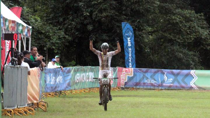 Leonardo Páez es nuevo campeón mundial de ciclomontañismo El colombianos se llevó la medalla de oro en el Campeonato Mundial