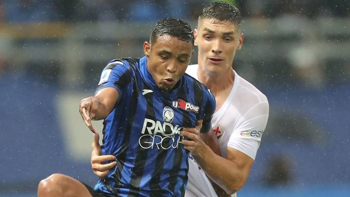 Luis Fernando Muriel en el partido entre Atalanta y Fiorentina por la Serie A
