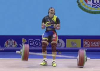 El momento en que Leidy Solís levanta 142 kgs para el oro