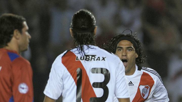Falcao y Sebastián Abreu en River Plate