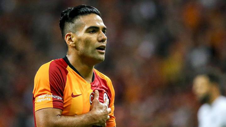 Falcao García y Galatasaray reciben este martes 1 de octubre al PSG por la Champions League