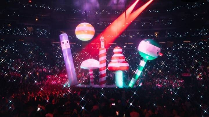 J Balvin hizo historia en el Madison Square Garden. El cantante colombiano llegó a Nueva York para brindar un concierto de su gira 'Arcoirís Tour’