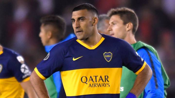 Wanchope Ábila criticó a Santos Borré