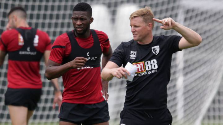 Jefferson Lerma y Eddie Howe