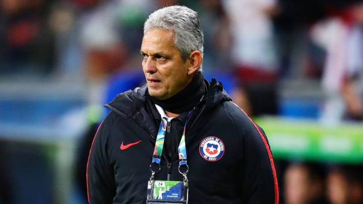 Reinaldo Rueda dirige a la Selección de Chile en partido de la Copa América 2019