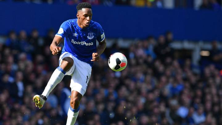 Everton aún debe dinero a Barcelona por el fichaje de Yerry Mina