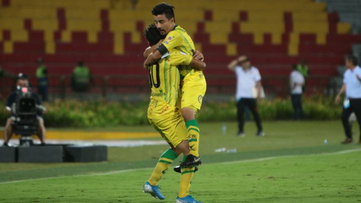 Bucaramanga le ganó al Huila con goles de Romero y Pérez