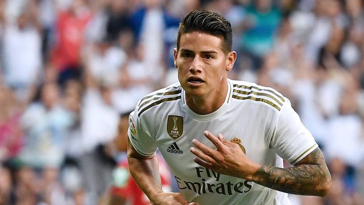 James Rodríguez en el festejo del gol que le marcó a Granada