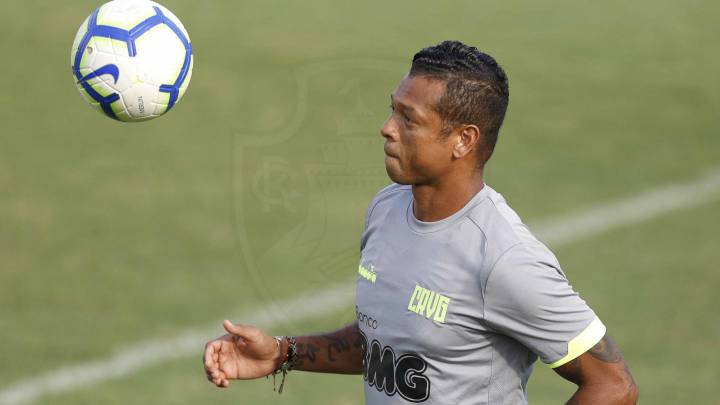 Guarín debutó con Vasco da Gama en la victoria 2-1 ante Botafogo