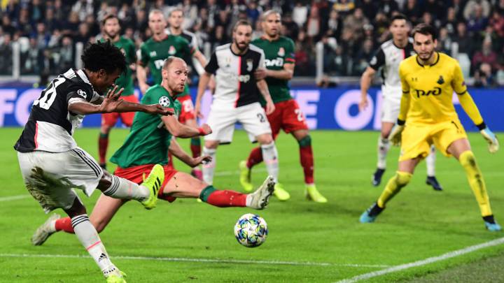 Juan Cuadrado y un récord en Champions League