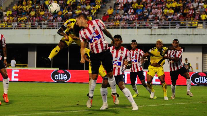 Alianza Petrolera empató ante Junior de Barranquilla en el desarrollo de la décimo novena jornada de la Liga Águila en el estadio Daniel Villa Zapata
