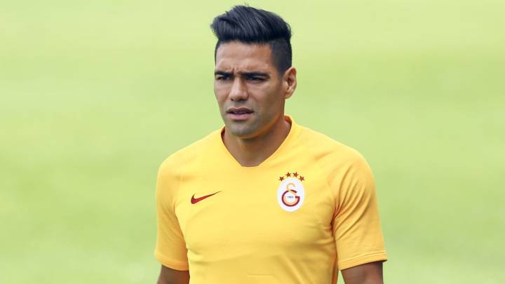 Falcao continúa entrenando separado del grupo por una tendinitis aquílea