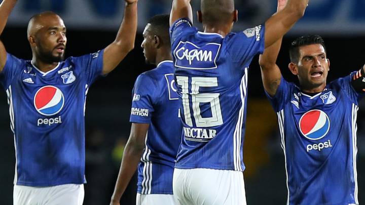 Jugadores de Millonarios se despiden de sus hinchas en el estadio El Campín