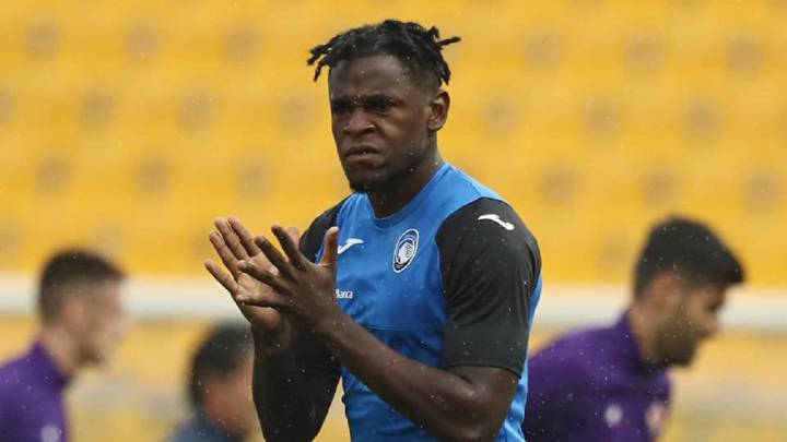 Duván Zapata podría volver de la lesión ante Manchester City por Champions.