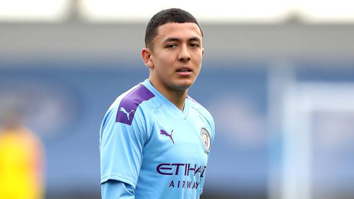 Ian Carlo Poveda, jugador colombo inglés del Manchester City