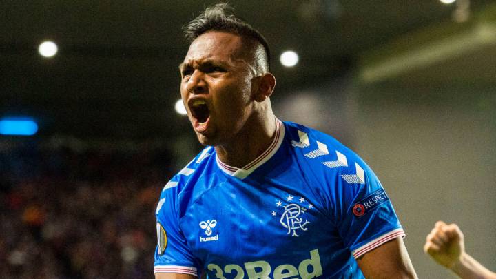 Alfredo Morelos festeja el gol que le marcó a Porto en la Europa League