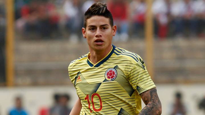 James Rodríguez en partido de la Selección Colombia ante Perú