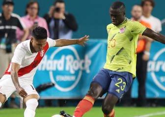 Colombia vence a Perú con gol polémico sobre el final