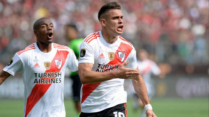 Rafael Santos Borré marcó gol ante el Flamengo en la final de la Copa Libertadores de América que se juega en el estadio Monumental de Lima.