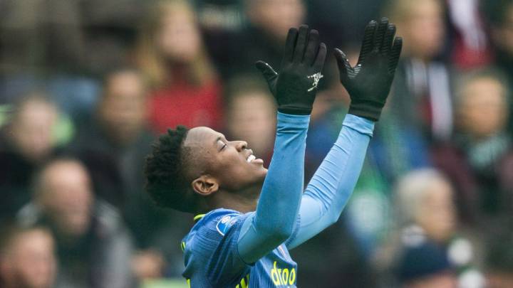 Luis Sinisterra marcó en el empate del Feyenoord ante Groningen