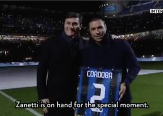 El estadio Giuseppe Meazza se rinde a Iván Ramiro Córdoba