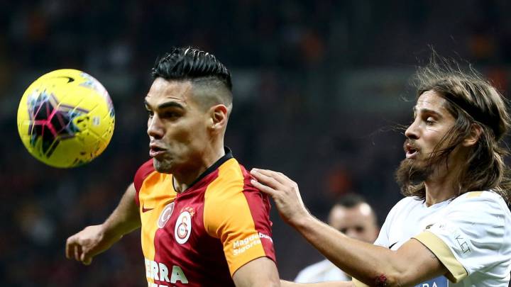 Fatih Terim destaca el regreso de Falcao