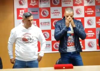 Rufay Zapata recibe emotivo reconocimiento de hinchas