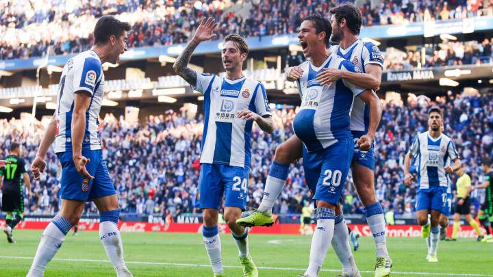 Bernardo anota con Espanyol pero su equipo sigue último.