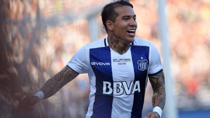 Dayro Moreno tiene ofertas de Millonarios y Junior de Barranquilla que le pagarían el doble de lo que gana en Talleres de Córdoba, según el presidente
