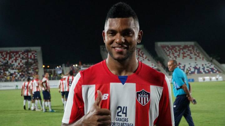 Miguel Ángel Borja en un amistoso con la camiseta de Junior