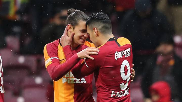 Las claves del primer doblete de Falcao con Galatasaray