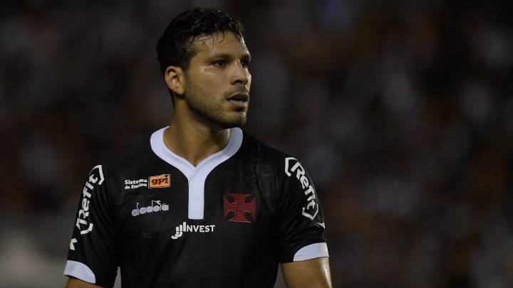 Oswaldo Henríquez, defensor colombiano de Vasco da Gama