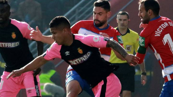 Juan Camilo Hernández, en partido ante Granada por la Liga de España