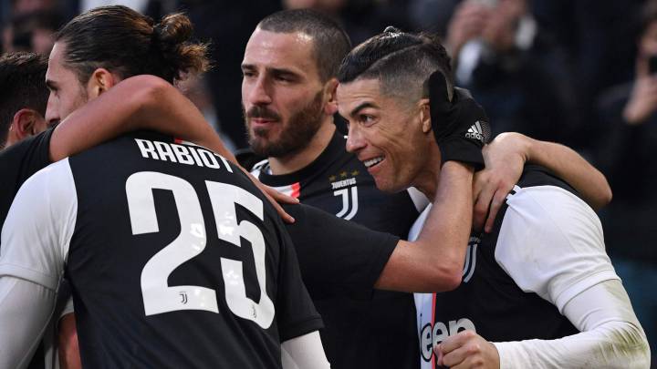 Juventus - Cagliari, partido por la fecha 17 por la Serie A. Triplete de Cristiano